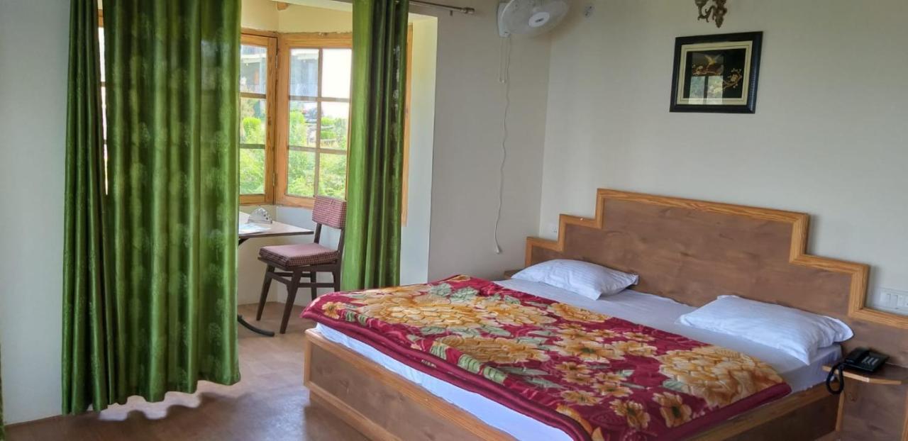 Elphinstone Inn Алмора Екстериор снимка