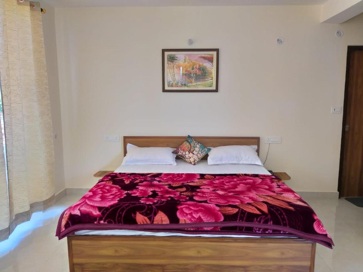 Elphinstone Inn Алмора Екстериор снимка