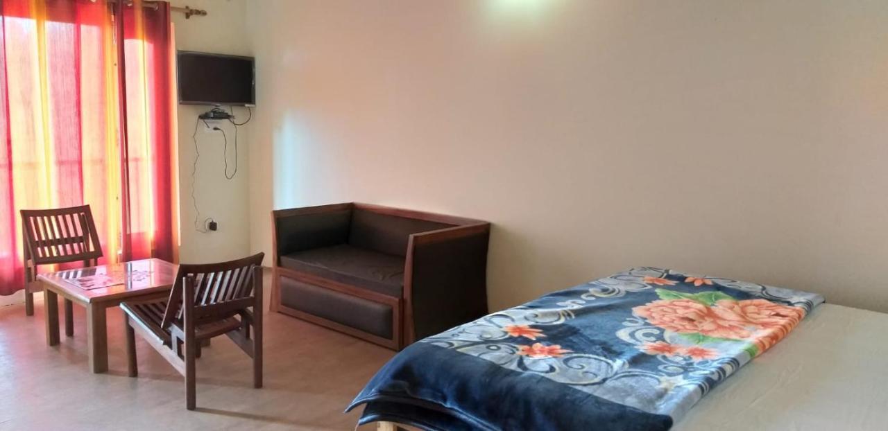Elphinstone Inn Алмора Екстериор снимка