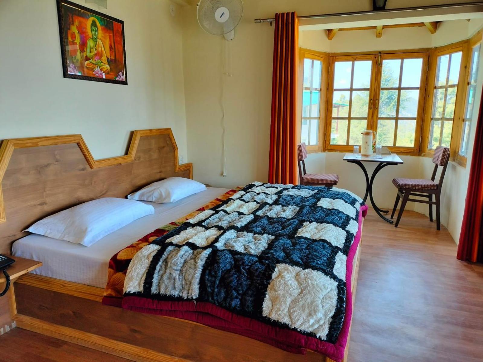 Elphinstone Inn Алмора Екстериор снимка