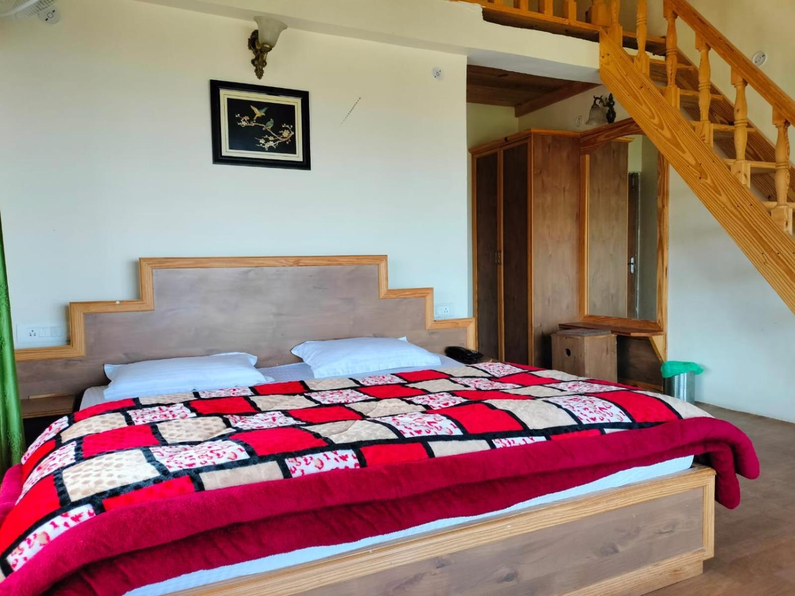Elphinstone Inn Алмора Екстериор снимка