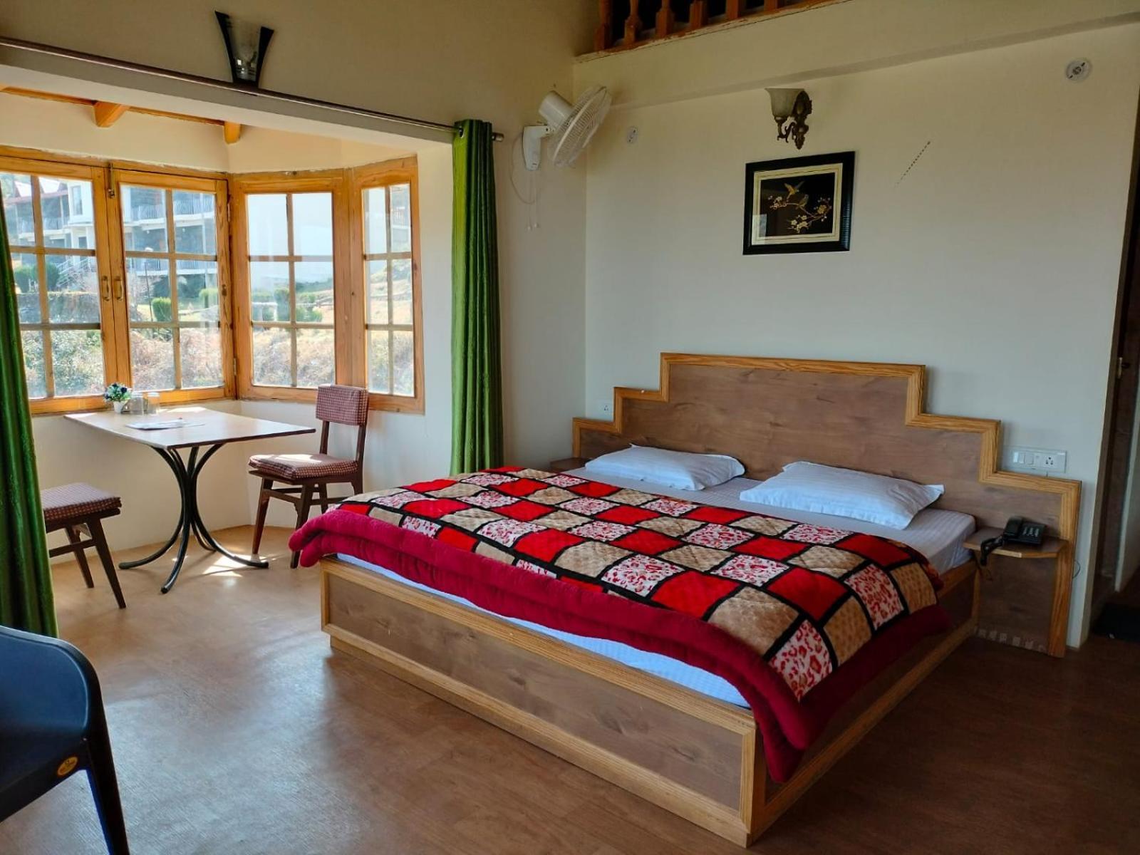 Elphinstone Inn Алмора Екстериор снимка